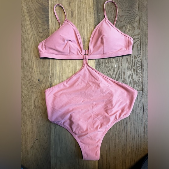 J. Crew Iris One Piece Swimsuit with Cutouts in Pink Size 2 - Picture 3 of 5